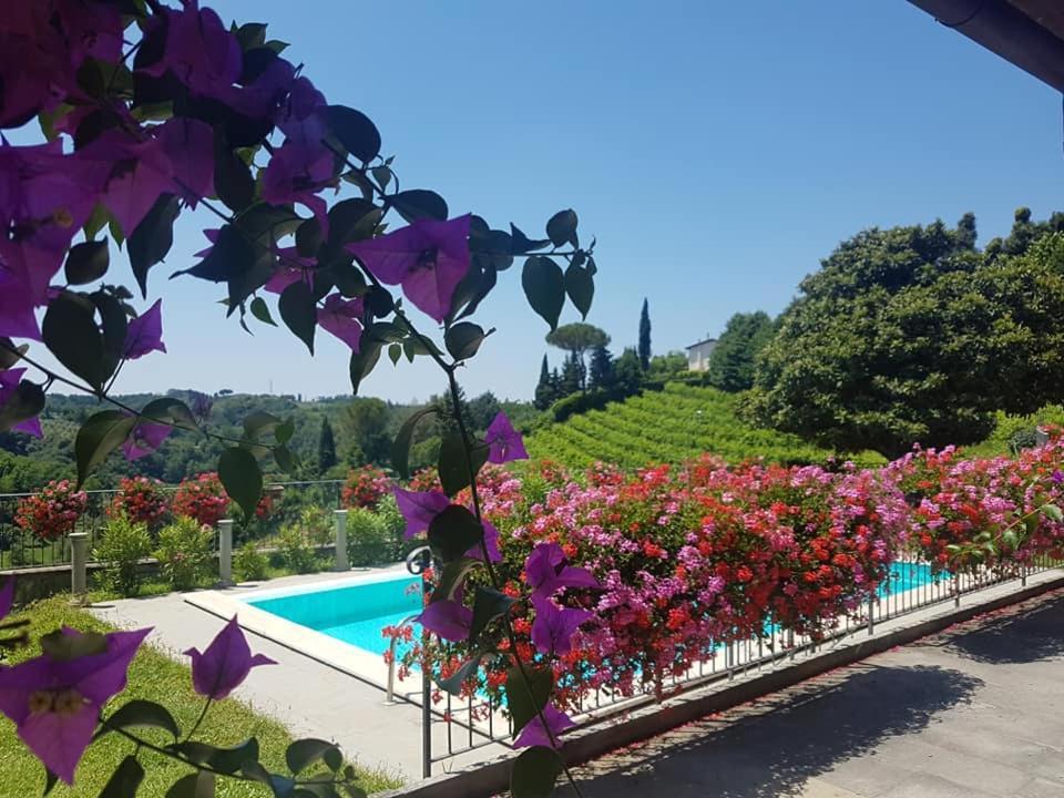 Lari Residence Il Vigneto מראה חיצוני תמונה