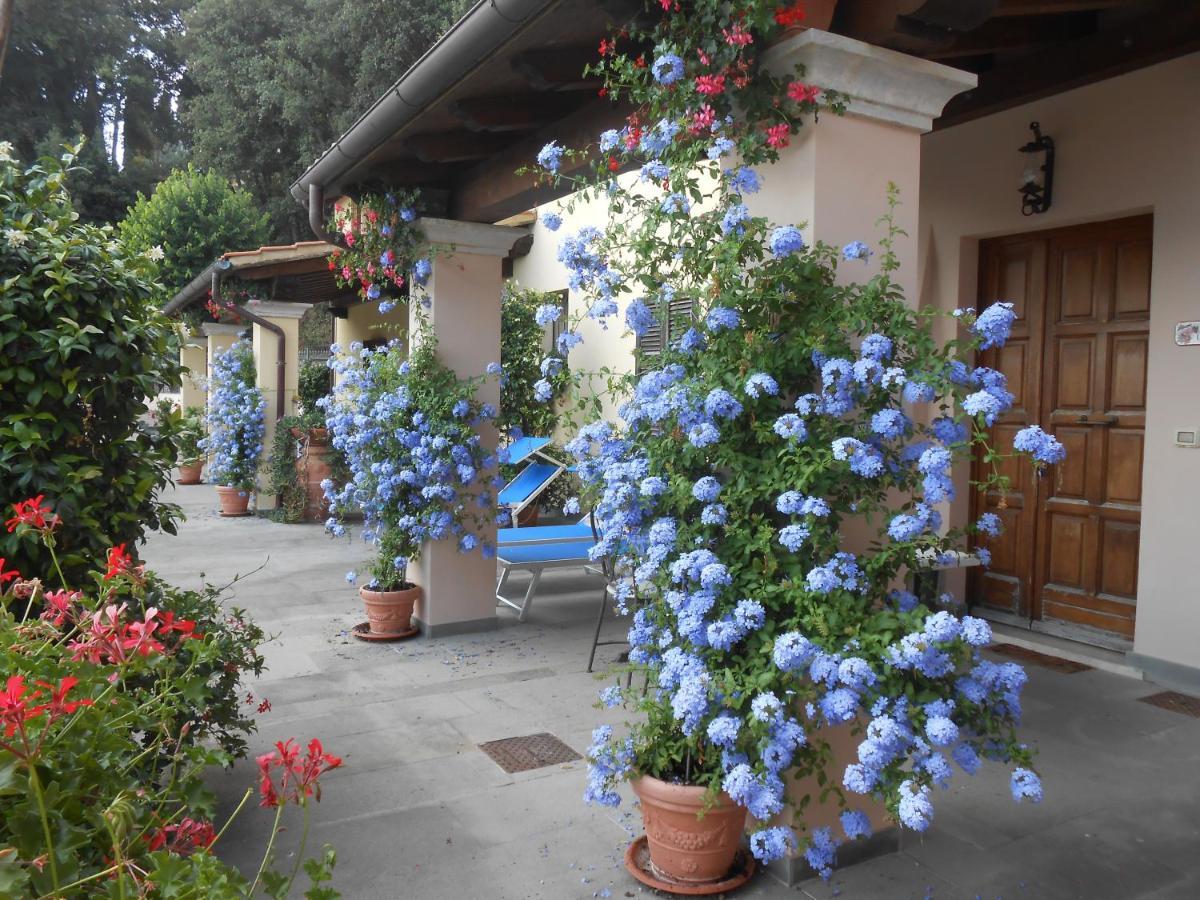 Lari Residence Il Vigneto מראה חיצוני תמונה