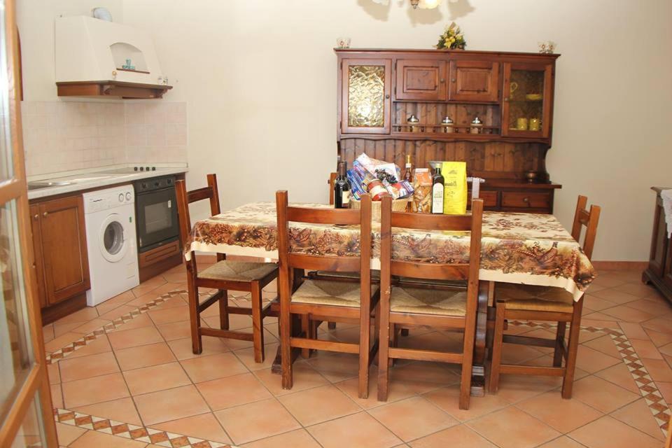 Lari Residence Il Vigneto מראה חיצוני תמונה